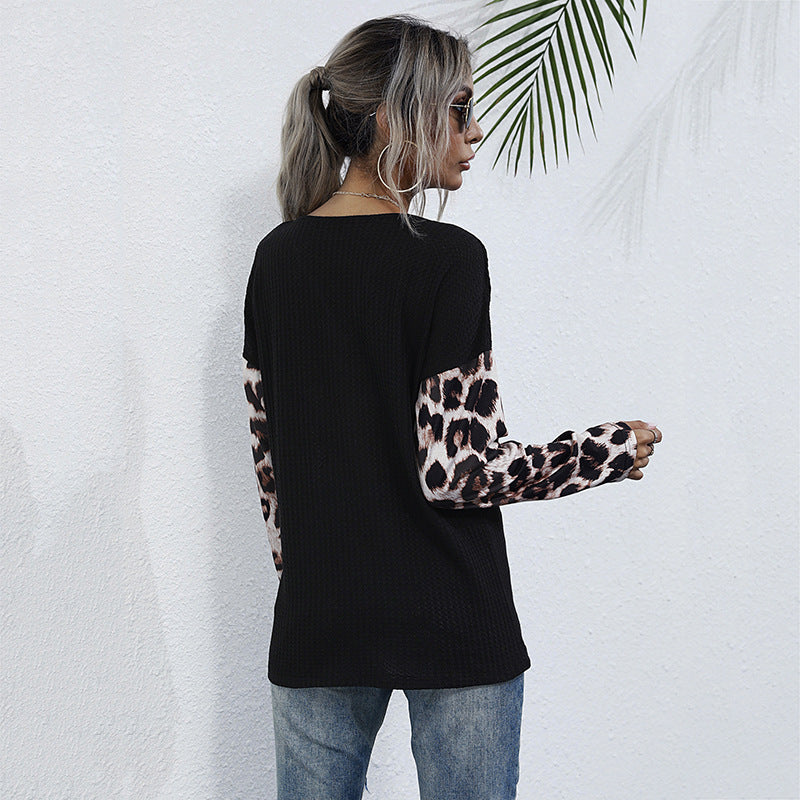 Damen Geripptes V-Ausschnitt-Longsleeve mit Raffung & Leo-Ärmeln Shop Nory