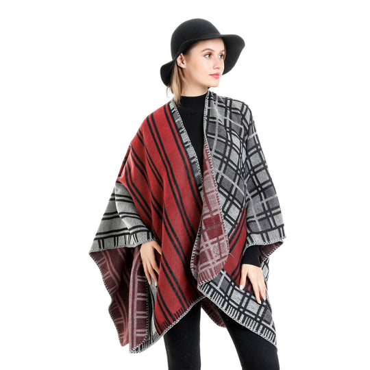Damen Oversize-Ruana im Patch-Karo-Strick mit offenem Saum Shop Nory