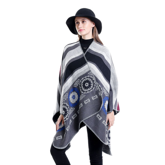 Damen Oversize-Ruana-Poncho mit V-Ausschnitt und ornamentaler Jacquard-Webung Shop Nory