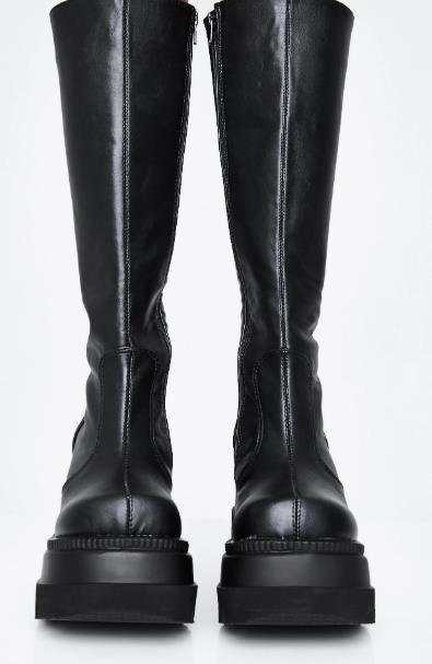 Damen Overknee-Plateau-Stiefel mit klobiger Lug-Sohle und seitlichem Reißverschluss Shop Nory