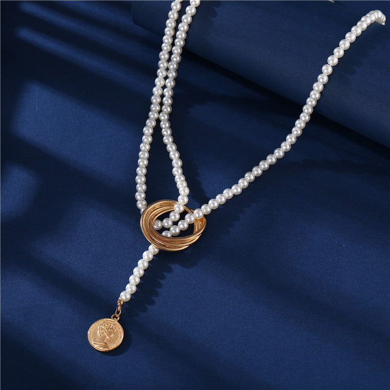 Damen Halskette mit elegantem Perlen-Design und goldenen Elementen Shop Nory