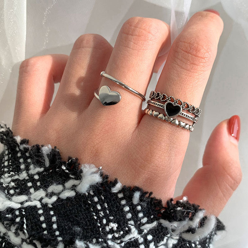 Damen Ring-Set mit Herzdesign und stilvollen Verzierungen Shop Nory
