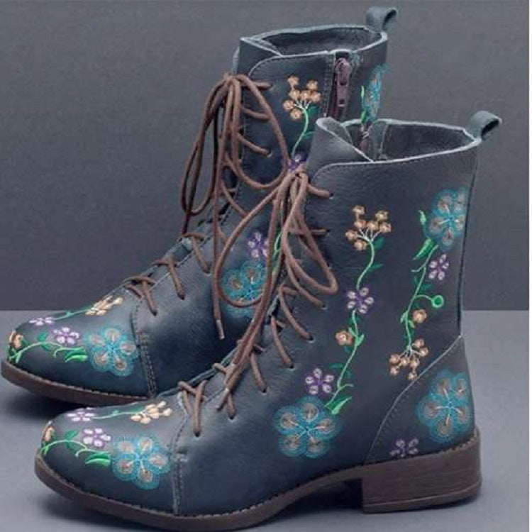 Damen bestickte Combat-Stiefelette mit floralem Stickmotiv, seitlicher Reißverschluss und gepolstertem Komfortfußbett Shop Nory