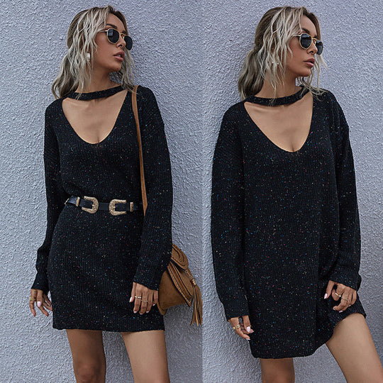 Damen Figurbetontes kurzes Strickkleid mit Choker‑Ausschnitt, V‑Dekolleté und Glitzerstruktur Shop Nory