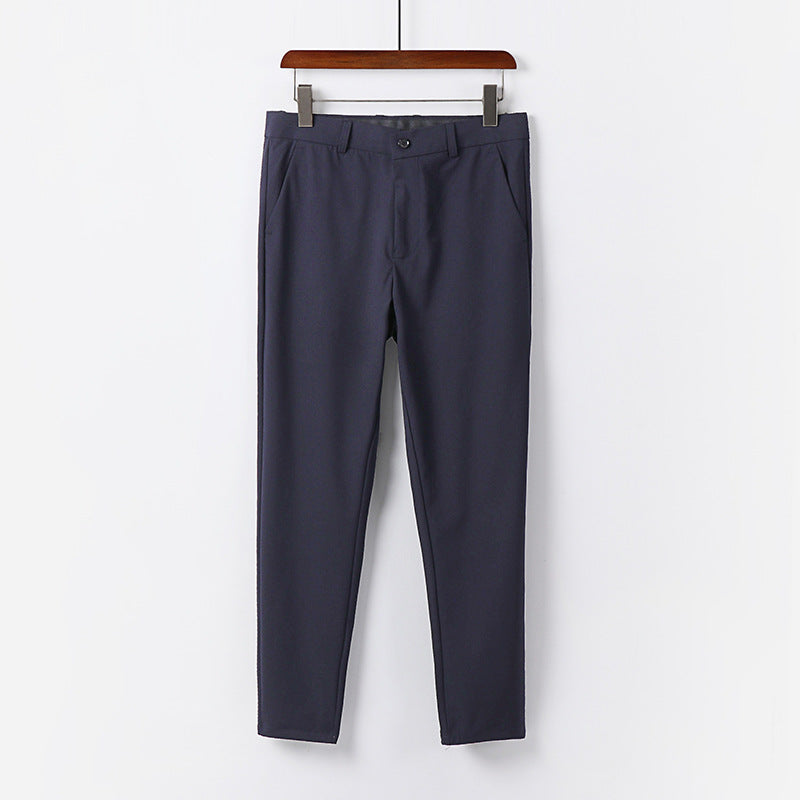 Herren Schmale Chino-Hose aus Stretch-Baumwollmix mit schmalem Bein und Bundfalten Shop Nory