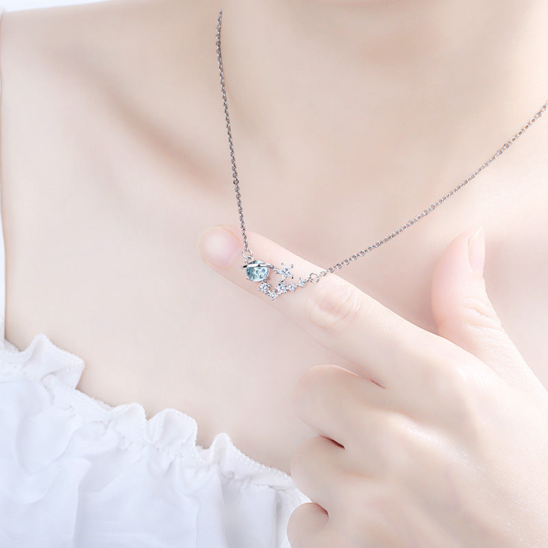 Damen Halskette mit filigranem Planetendesign und funkelnden Zirkoniasteinen Shop Nory