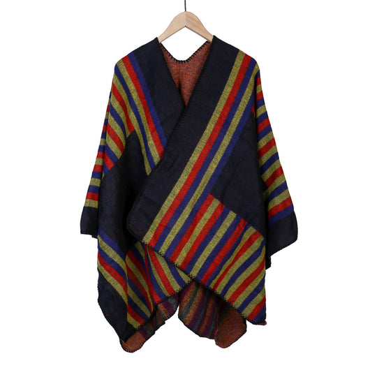 Damen Wendefreundliche Ruana im Oversize mit diagonalen Blockstreifen und dekorativer Zierkante Shop Nory