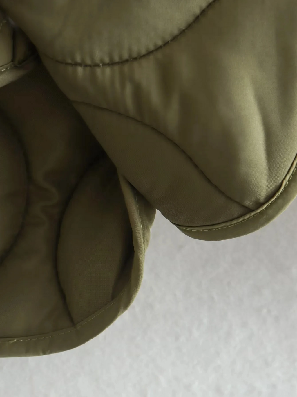 Gepolsterte Jacke Damen, Leichtes Übergröße Modell mit Taschen, Knopfverschluss