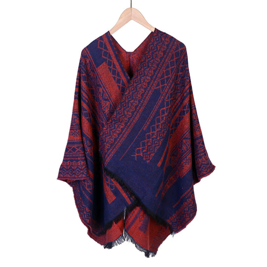 Damen Ruana-Poncho im kastigen Kimono-Fall mit feiner Jacquard‑Webstruktur und Fransensaum Shop Nory