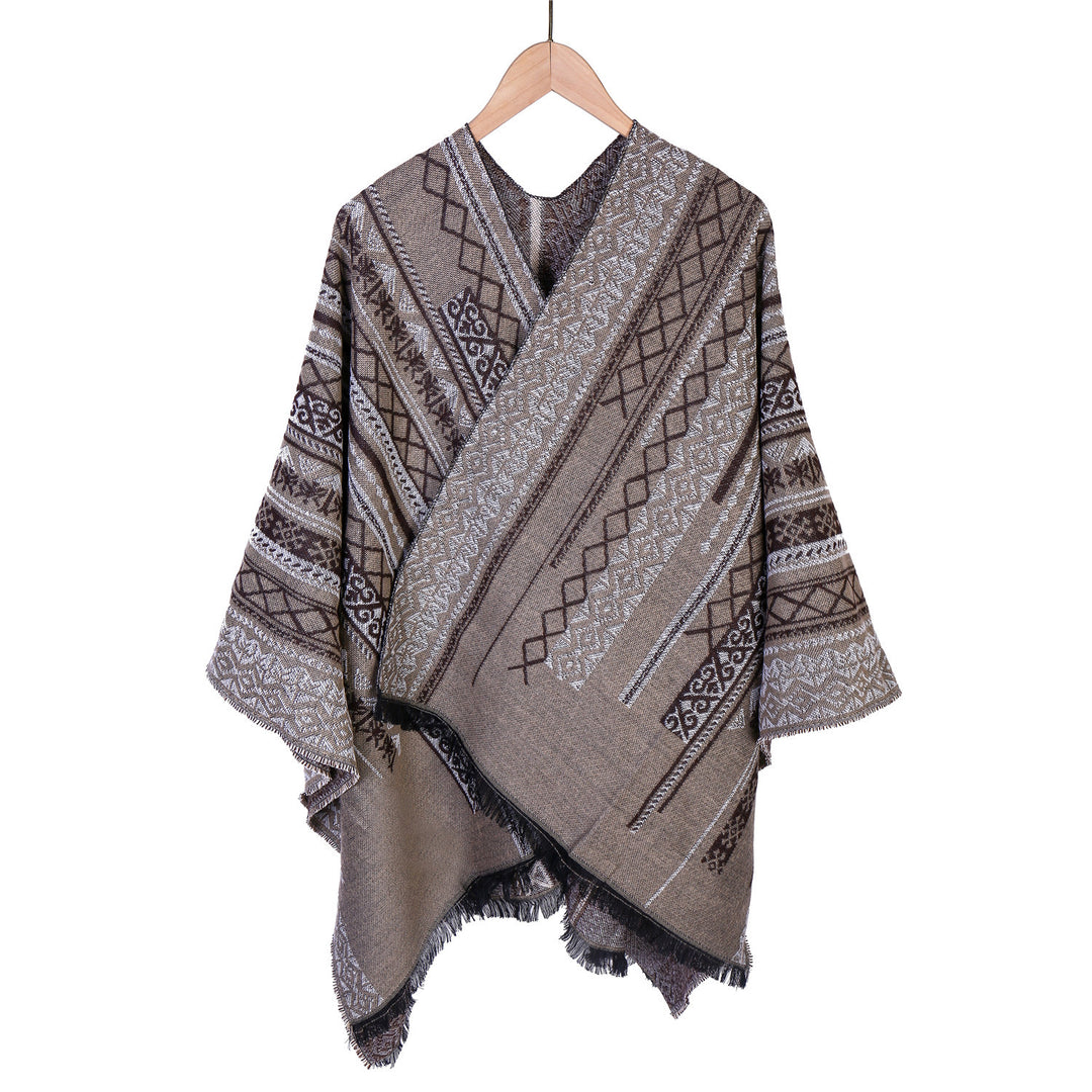 Damen Ruana-Poncho im kastigen Kimono-Fall mit feiner Jacquard‑Webstruktur und Fransensaum Shop Nory