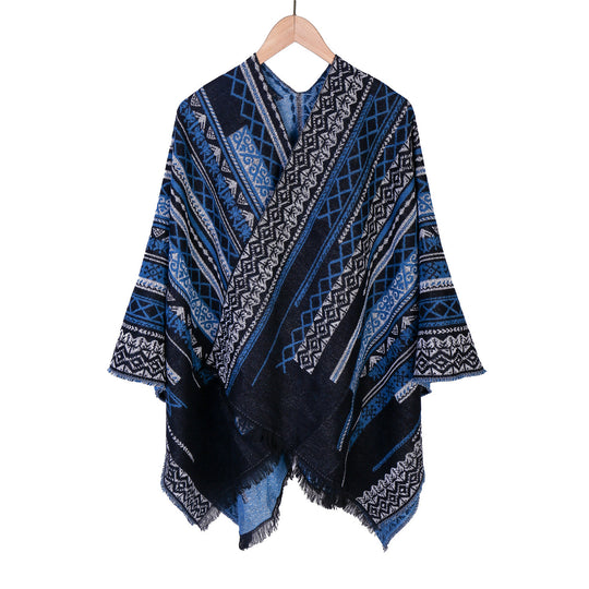 Damen Ruana-Poncho im kastigen Kimono-Fall mit feiner Jacquard‑Webstruktur und Fransensaum Shop Nory