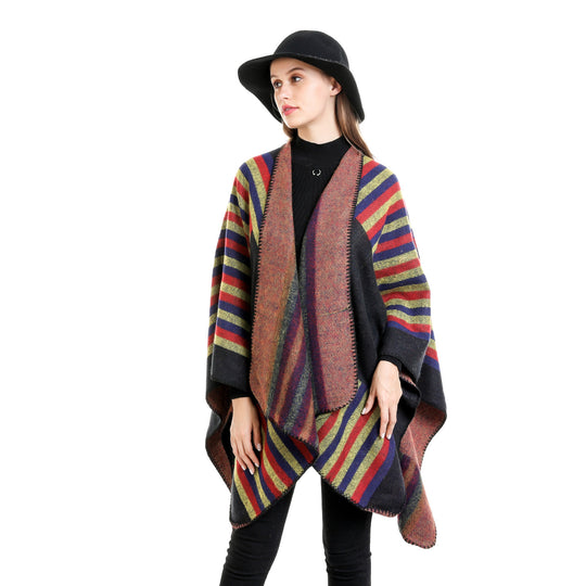Damen Wendefreundliche Ruana im Oversize mit diagonalen Blockstreifen und dekorativer Zierkante Shop Nory