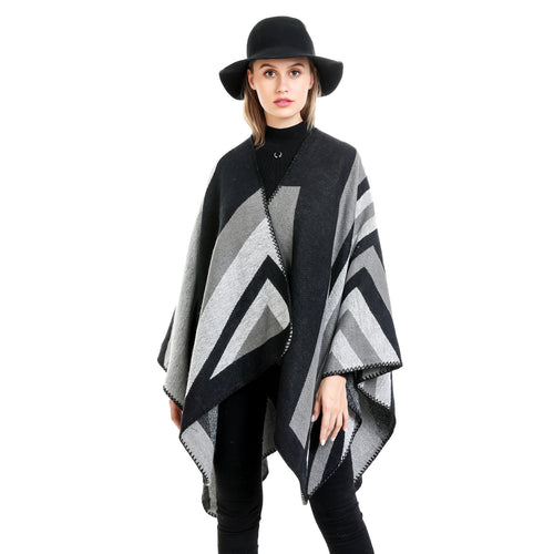 Damen Oversize-Ruana mit grafischem Blockmuster und dekorativer Kettelnaht Shop Nory