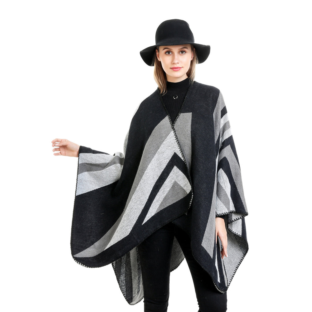 Damen Oversize-Ruana mit grafischem Blockmuster und dekorativer Kettelnaht Shop Nory