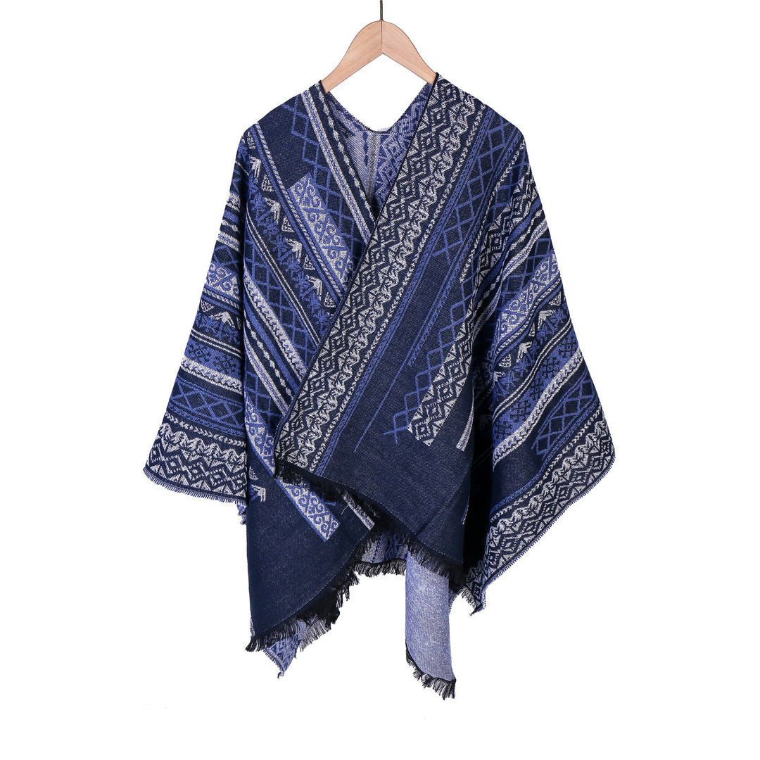 Damen Ruana-Poncho im kastigen Kimono-Fall mit feiner Jacquard‑Webstruktur und Fransensaum Shop Nory
