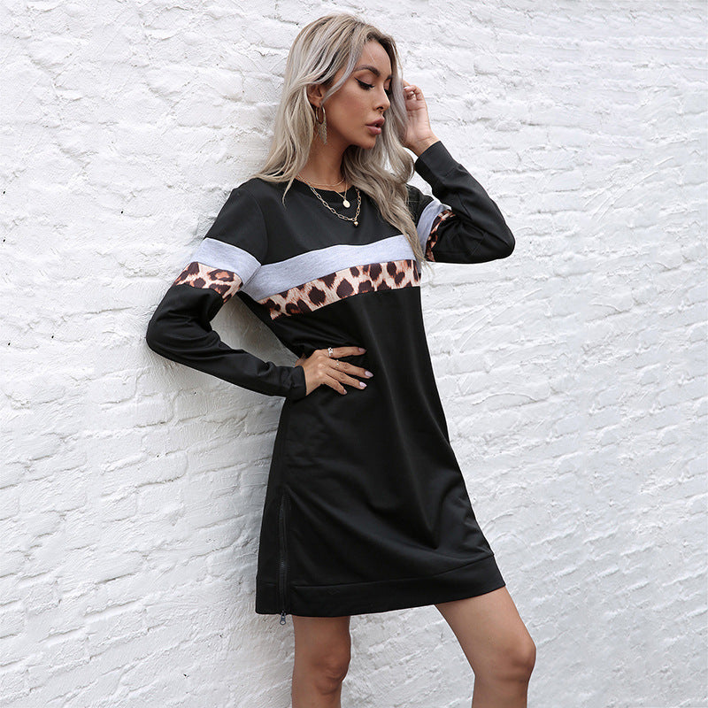 Damen lässiges Sweatshirtkleid mit Leopardenstreifen und kontrastierendem Brustband Shop Nory