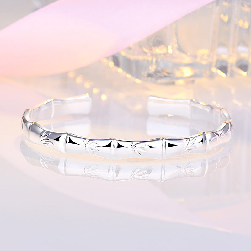 Damen Offenes Armband mit kunstvollem Blattdesign Shop Nory