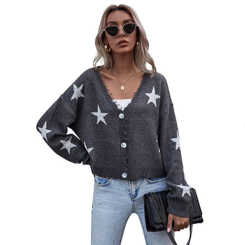 Damen Kurzgeschnittener V‑Ausschnitt Strickcardigan mit Sternen‑Jacquard und Fransenbesatz Shop Nory