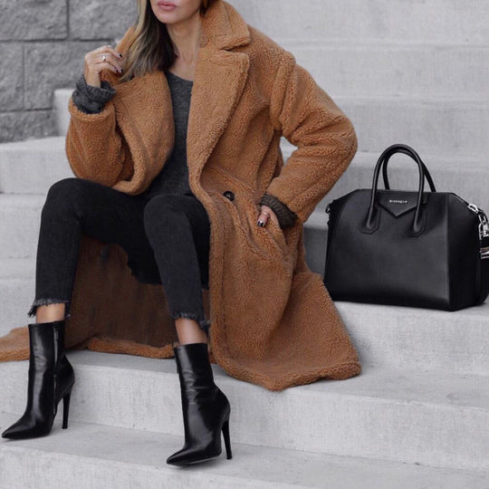 Damen nan langer Teddy-Mantel mit großem Reverskragen, doppelseitiger Knopfleiste und praktischen Eingrifftaschen Shop Nory
