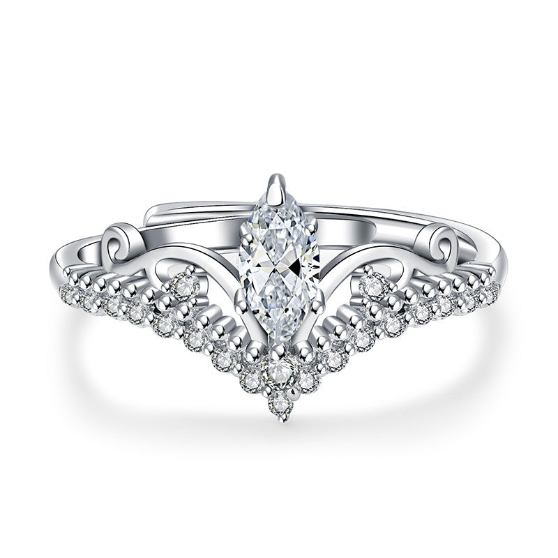Damen Verlobungsring im filigranen Design mit funkelnden Zirkonia Shop Nory