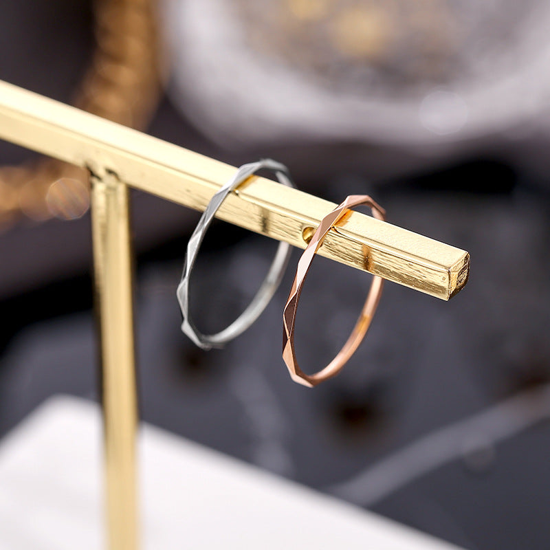 Damenring mit facettiertem Design Shop Nory