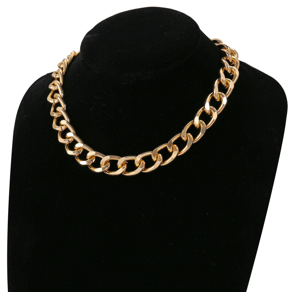 Damen Halskette mit modischem Ketten-Design und elegantem Anhänger Shop Nory