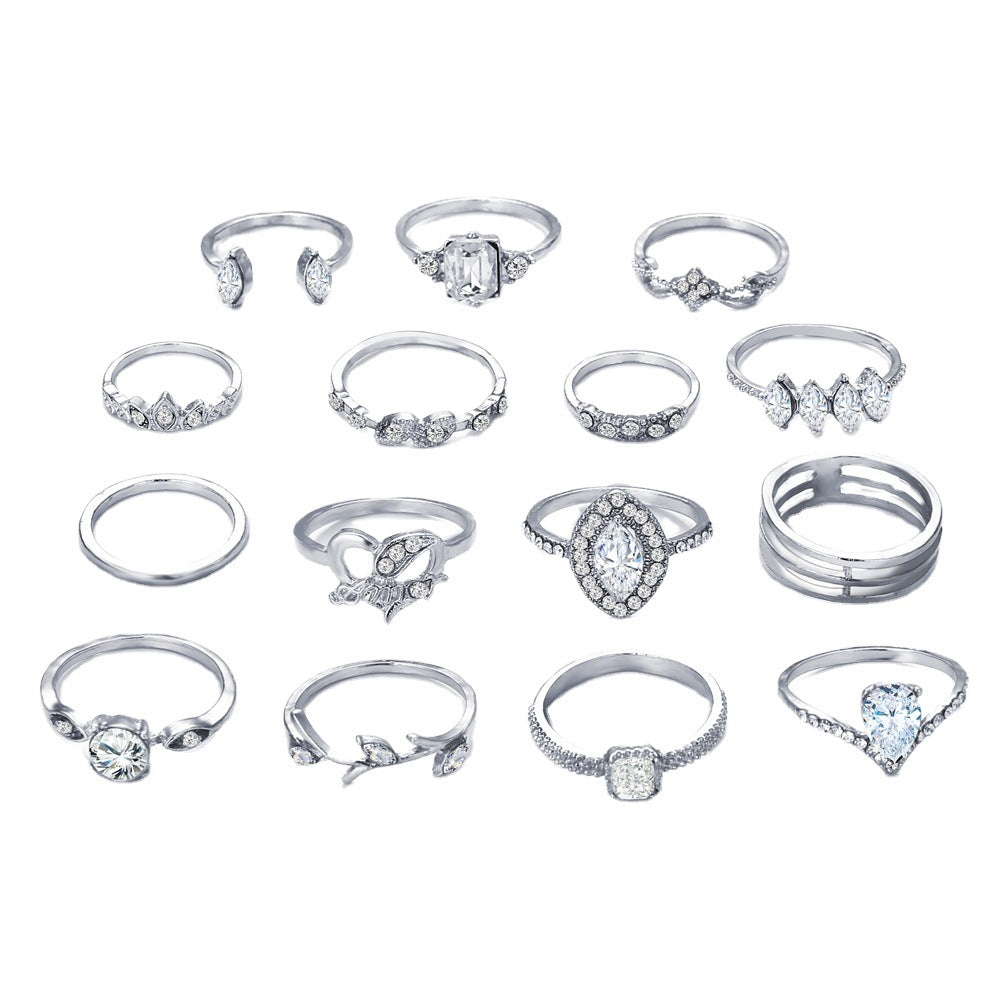 Damen elegantes und glitzerndes Ring-Set mit funkelnden Zirkonia Steinen Shop Nory