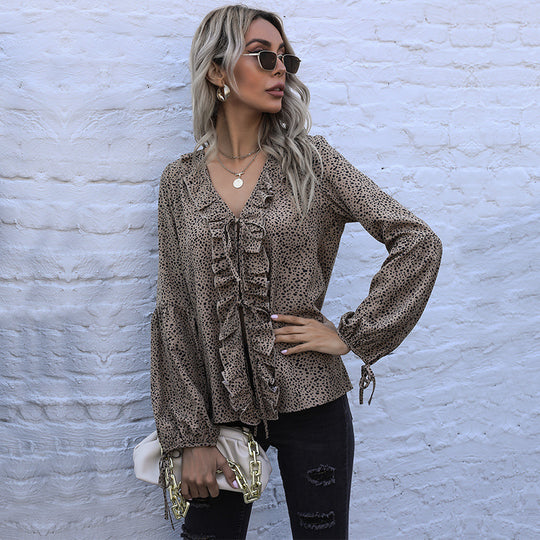 Damen V‑Ausschnitt Rüschenbluse mit BindShop Noryand, Volantfront und Ballonärmeln Shop Nory