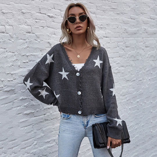 Damen Kurzgeschnittener V‑Ausschnitt Strickcardigan mit Sternen‑Jacquard und Fransenbesatz Shop Nory