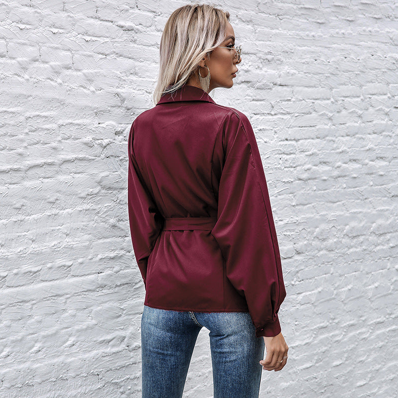 Damen Satin-Hemdbluse mit Taillengürtel, Brusttaschen und langen Ärmeln Shop Nory