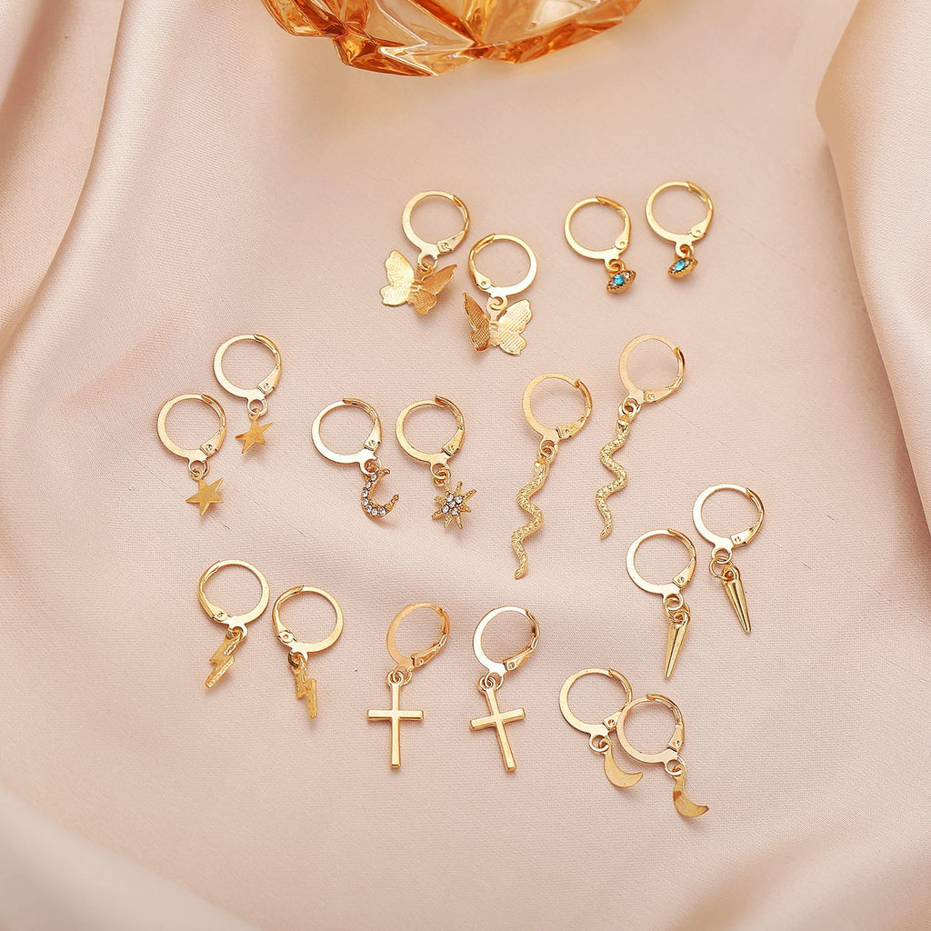 Damen Ohrstecker Set mit vielfältigen Anhängern und modernen Designs Shop Nory