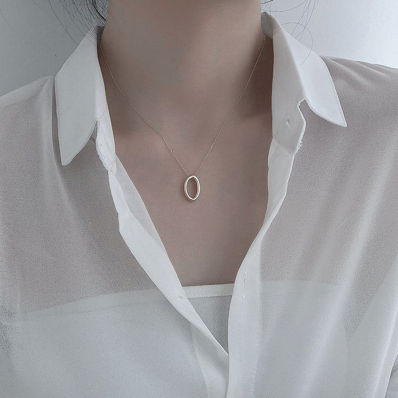 Damen elegante Halskette mit ovalem Anhänger Shop Nory