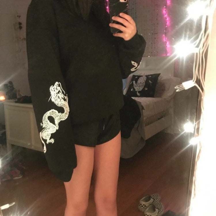 Damen Oversize Sweatshirt mit Drachenprint an Ärmeln und Rundhalsausschnitt Shop Nory