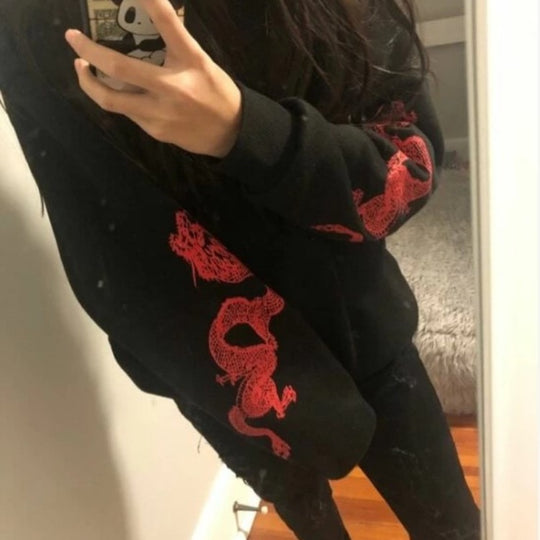 Damen Oversize Sweatshirt mit Drachenprint an Ärmeln und Rundhalsausschnitt Shop Nory
