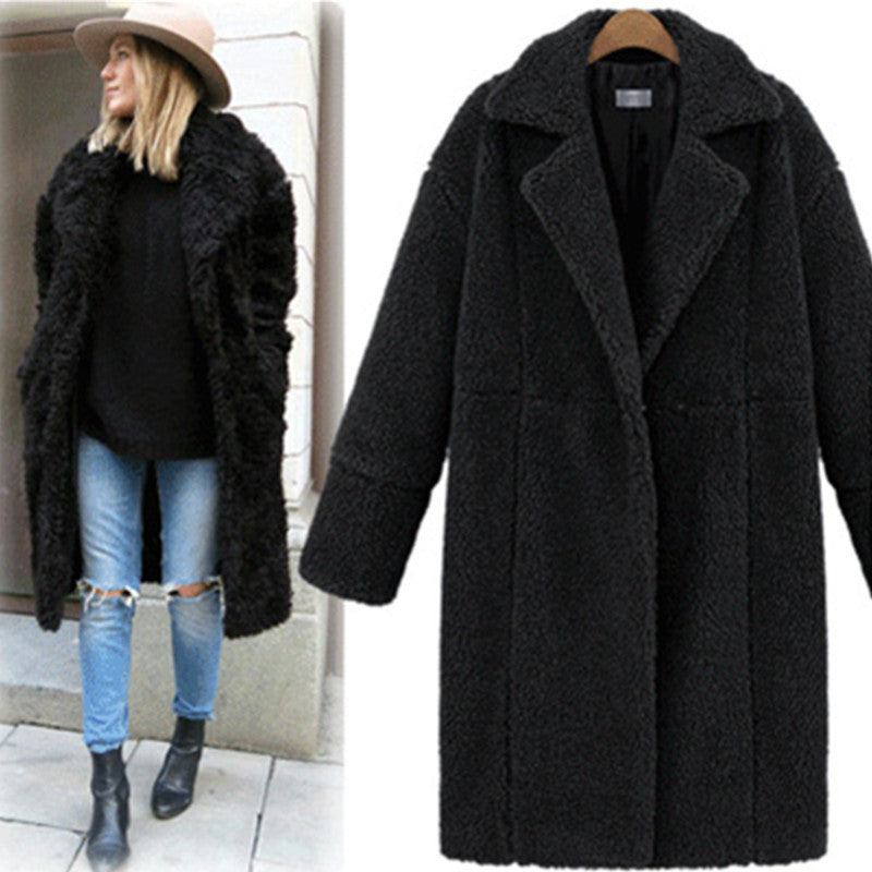 Damen Teddy-Mantel mit Reverskragen, knielanger Schnitt und weicher Sherpa-Optik Shop Nory