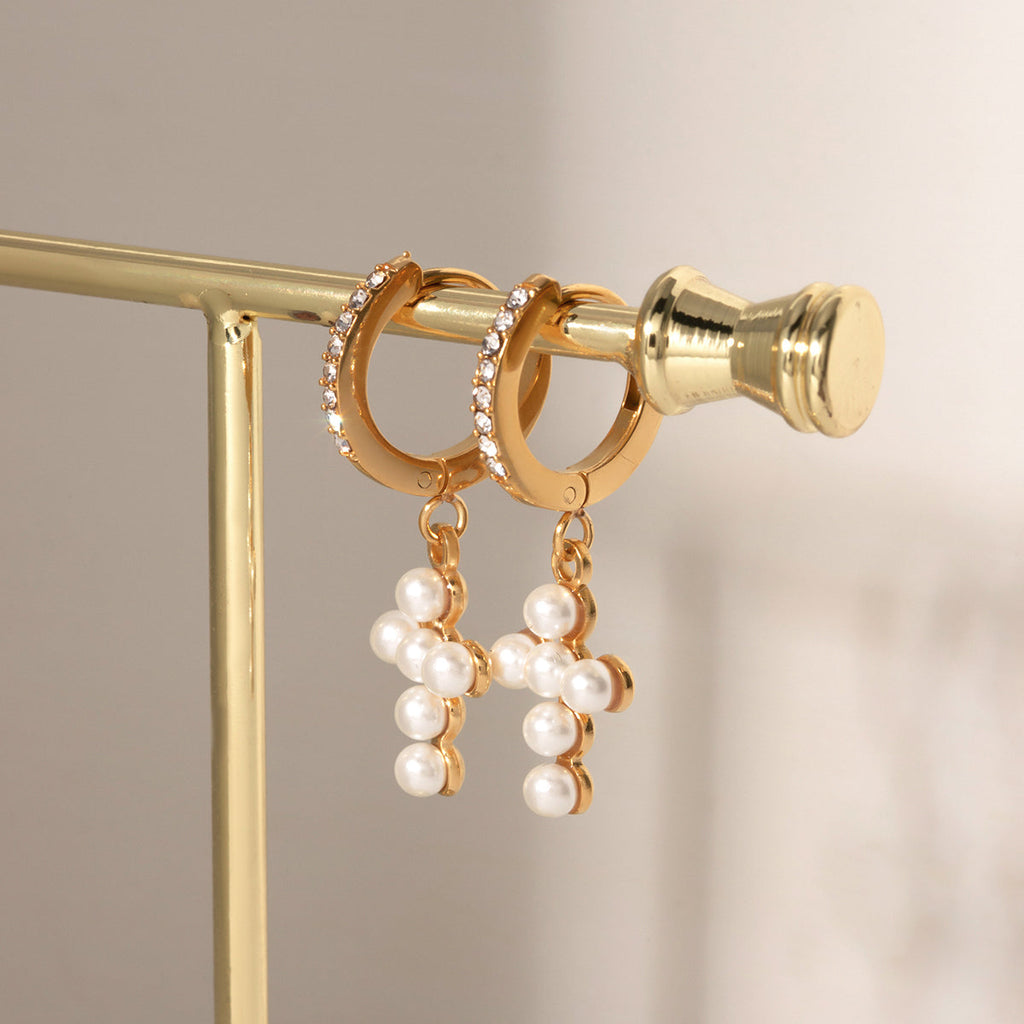 Ohrringe "Maria" mit Kreuzanhänger in Edelstahl - 18k vergoldet | Shop Nory