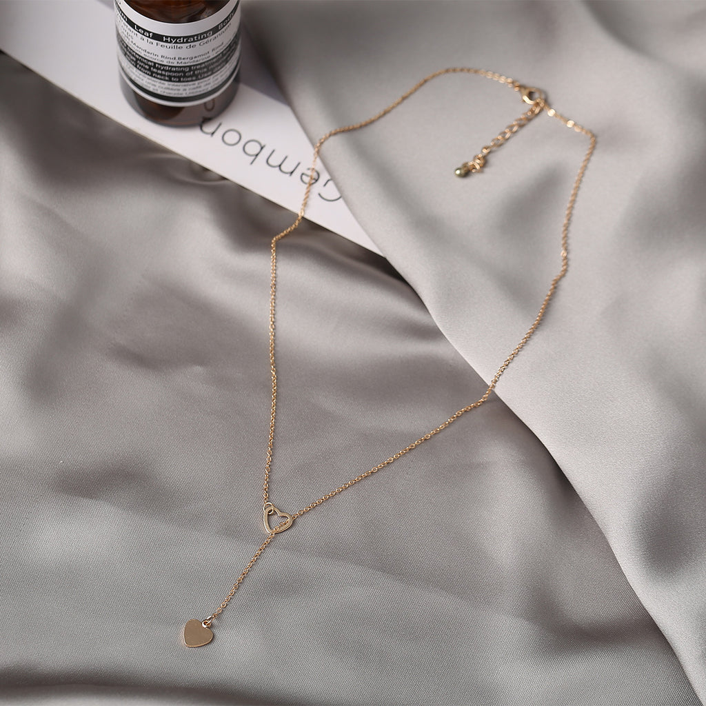Damen Halskette mit verspieltem Herzmotiv und elegantem ländlichen Design Shop Nory