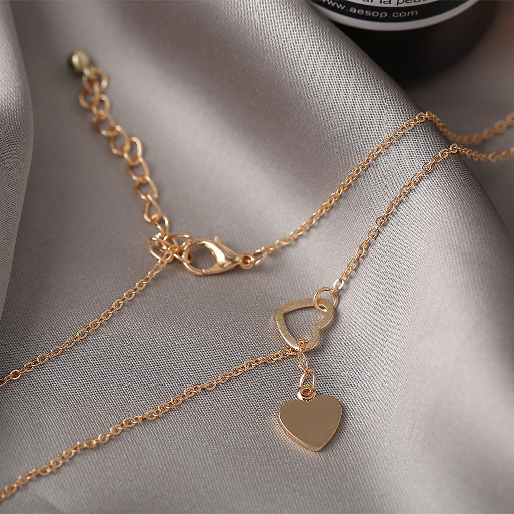 Damen Halskette mit verspieltem Herzmotiv und elegantem ländlichen Design Shop Nory