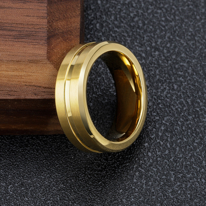 Herren eleganter Edelstahlring mit goldenen Akzenten Shop Nory