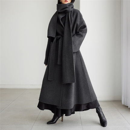 Damen Langer Wollmantel mit integriertem Schal, Bindegürtel und ausgestelltem Rockteil Shop Nory