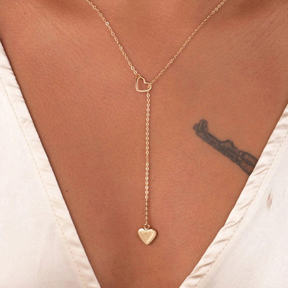 Damen Halskette mit verspieltem Herzmotiv und elegantem ländlichen Design Shop Nory