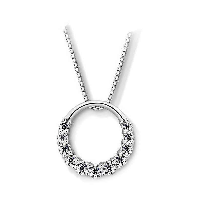 Damen Halskette mit funkelndem Kreisanhänger aus hochwertigem Zirkonia Shop Nory
