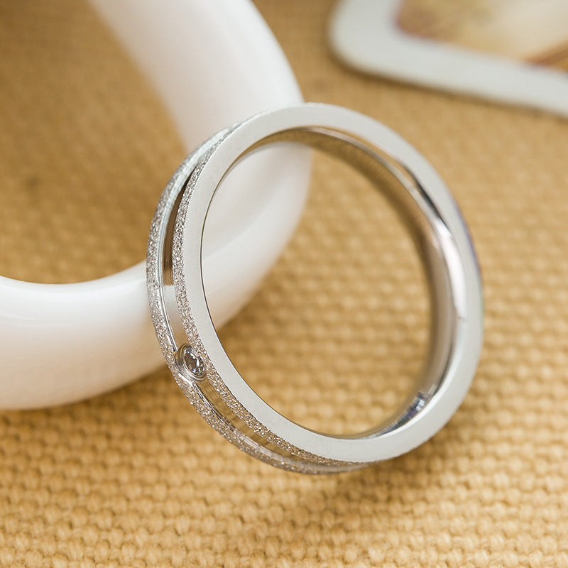 Damen Ring mit elegantem, zweifarbigen Design und funkelndem Zirkonia Shop Nory