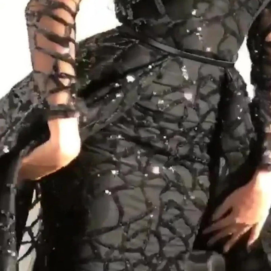 Damen Elegantes Abendkleid mit transparenten Ärmeln und glitzerndem Oberteil