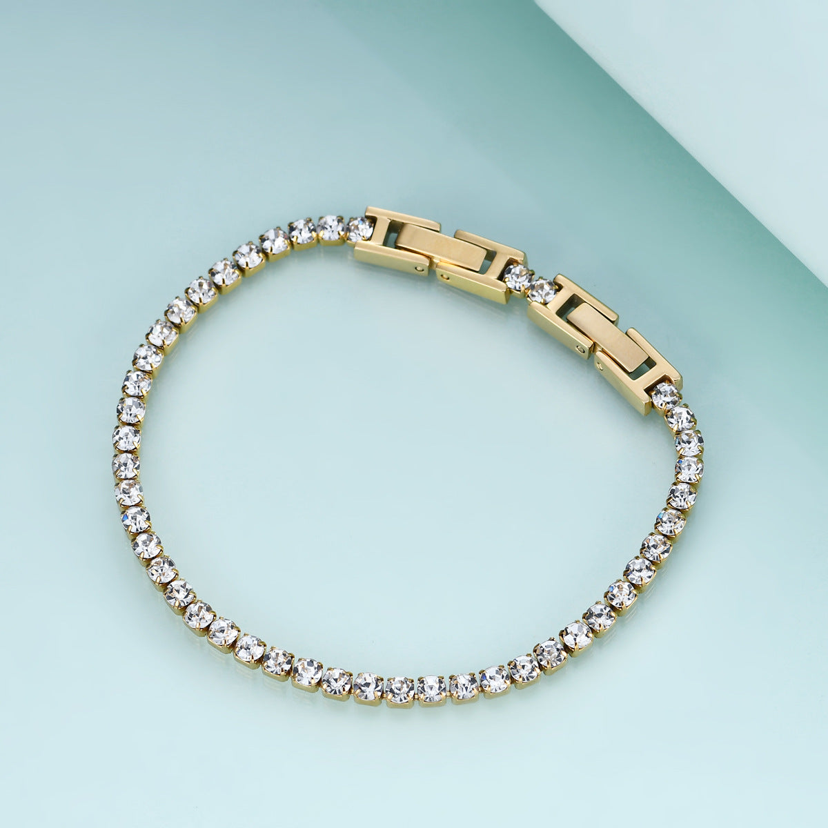 Damen Edelstahlarmband mit funkelnden Kristallen Shop Nory
