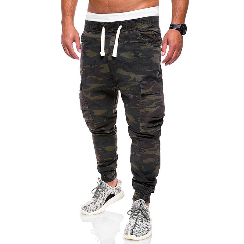 Herren taillierte Cargo-Joggerhose mit elastischem Komfortbund, seitlichen Klappentaschen und schmal zulaufenden Bündchen Shop Nory