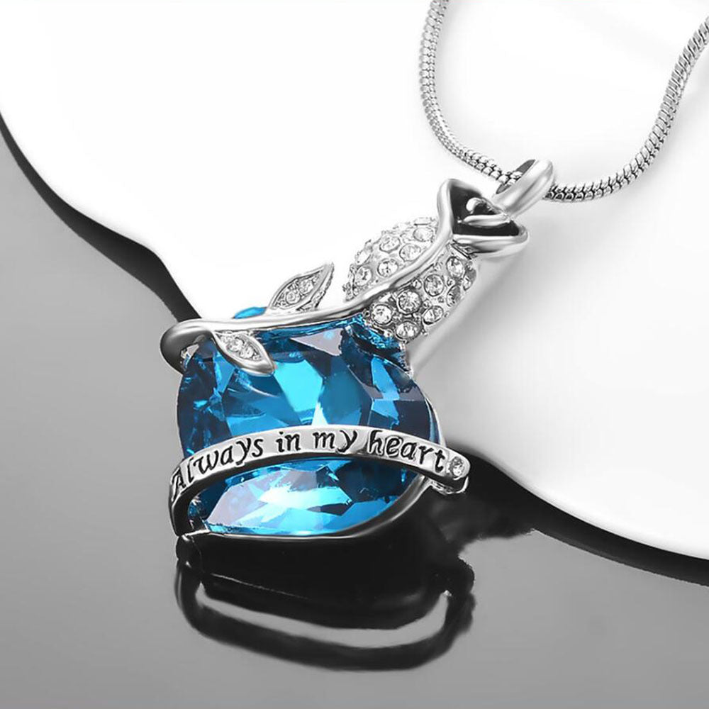 Damen Halskette mit funkelndem Herzanhänger und zartem Verzierungsdesign Shop Nory