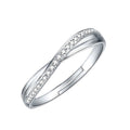 Damenring mit filigraner Zirkonia-Besetzung und elegantem Wellen-Design Shop Nory