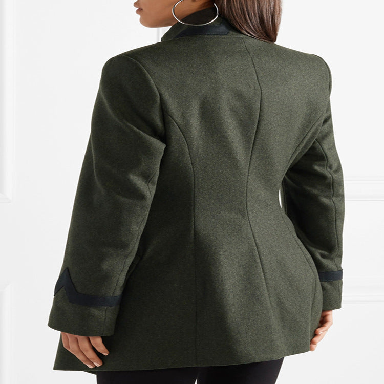 Damen Taillierter Militärmantel im A‑Linien‑Schnitt mit asymmetrischer Knopfreihe Shop Nory