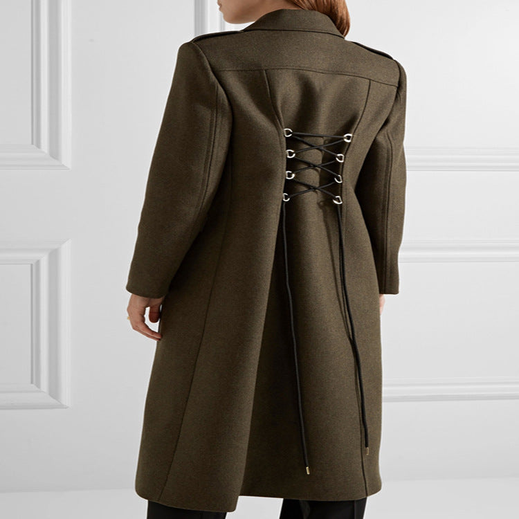 Damen doppelreihiger taillierter Wollmantel mit Reverskragen und Pattentaschen Shop Nory